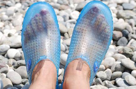 foot protection - prevention of fungal infection