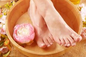 Curative foot baths for skin mycoses